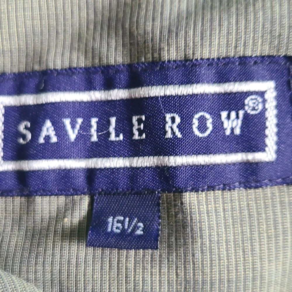 Men's Deess Shirt - Picture 5 of 6